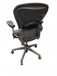 Herman Miller Aeron Graphite | Refurbished